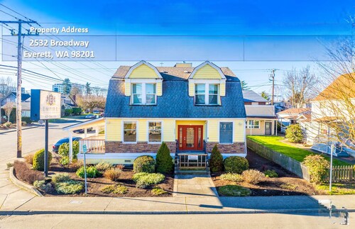 5-bedroom & 5 Bathroom house in nice Central Everett. Wi-Fi, 
 Rent single Room