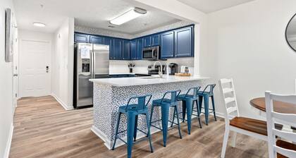 New Queen Bedroom inside a 4 BR Condo/New AU Oasis 2 Mins to Downtown & Stadium