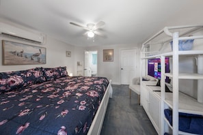 1 chambre, bureau, Wi-Fi gratuit, draps fournis