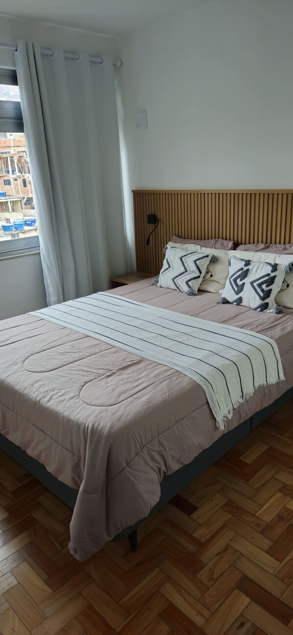 2 bedrooms, iron/ironing board