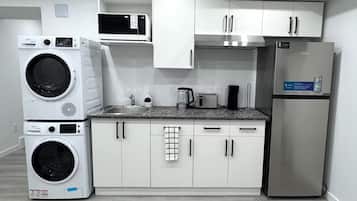 Fridge, microwave, coffee/tea maker, electric kettle