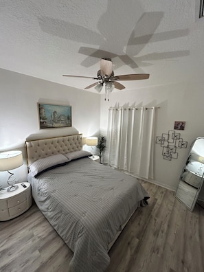 4 bedrooms, iron/ironing board, travel crib, free WiFi