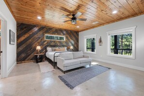 Smart TV, fireplace, ping pong, books