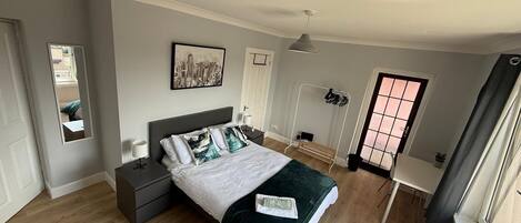 3 makuuhuonetta, Wi-Fi, vuodevaatteet