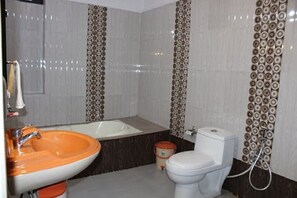 Ilmaiset hygieniatuotteet, pyyhkeet, saippua, sampoo