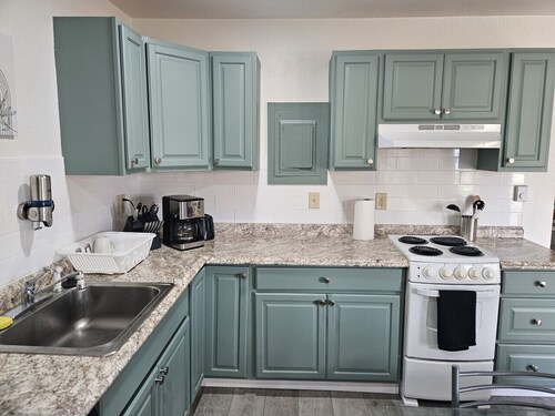 Apartment Close to Hospital and UAA