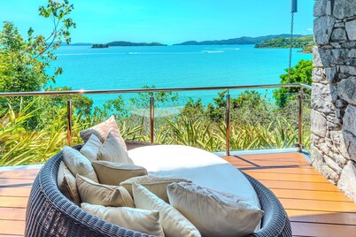 Edge 18 Waterfront Luxury