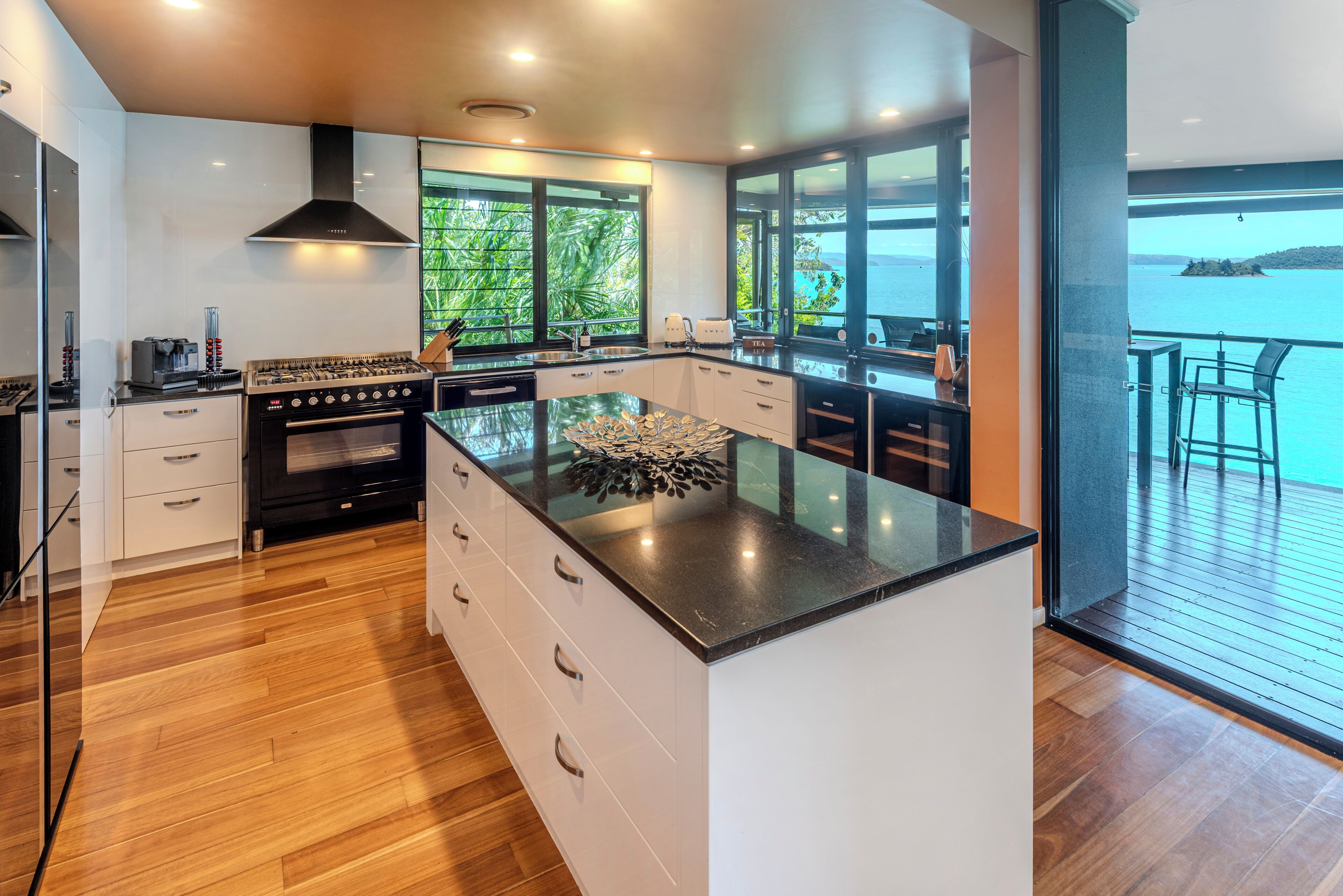 Luxury Apartment, Sea View, Oceanfront | Private kitchen | Highchair