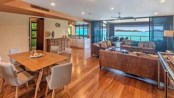 Appartement Luxe, vue mer, en front de mer | Intérieur