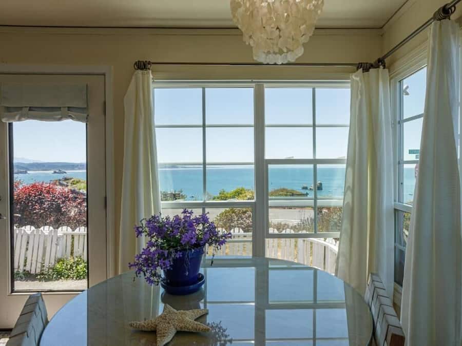 Egyptian cotton sheets, premium bedding, down duvets, Tempur-Pedic beds