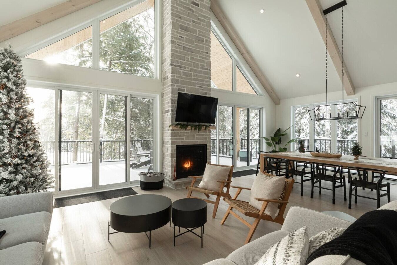 TV connectée, cheminée