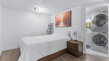 1 bedroom, iron/ironing board, free WiFi, bed sheets