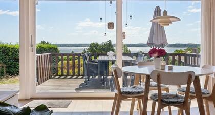 "Sighbiorn" - 150m to the fjord by Interhome