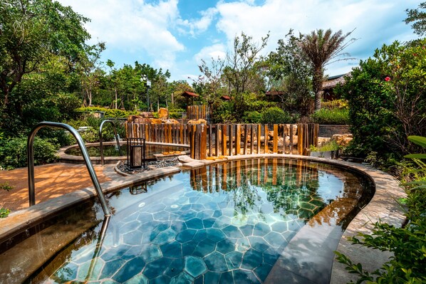 Hot springs - Fuli Hui Lin Manor (Huizhou)