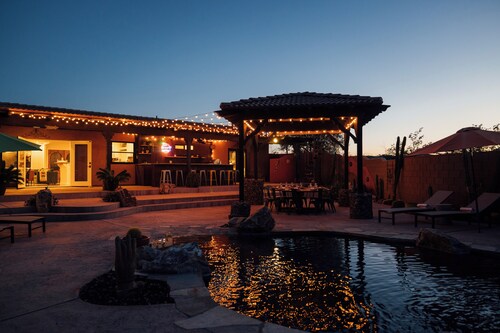 Spacious Joshua Tree Retreat for Large Groups w/ Heated Pool, Hot Tub & Views