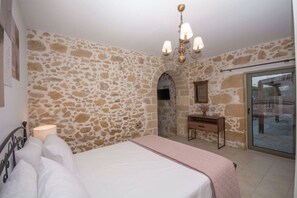 1 Schlafzimmer, Schreibtisch, Bügeleisen/Bügelbrett, WLAN