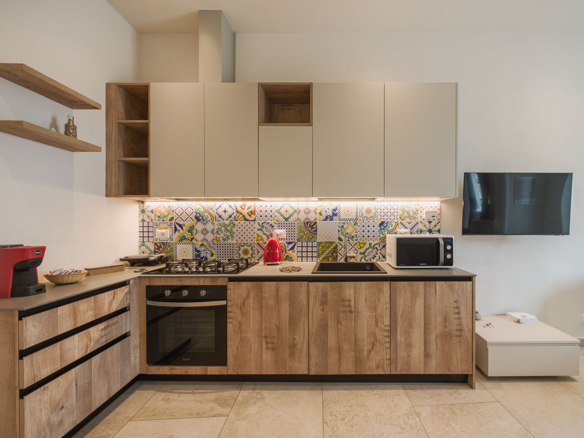 Fridge, microwave, oven, dishwasher