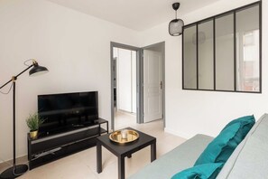 Apartment | Living area