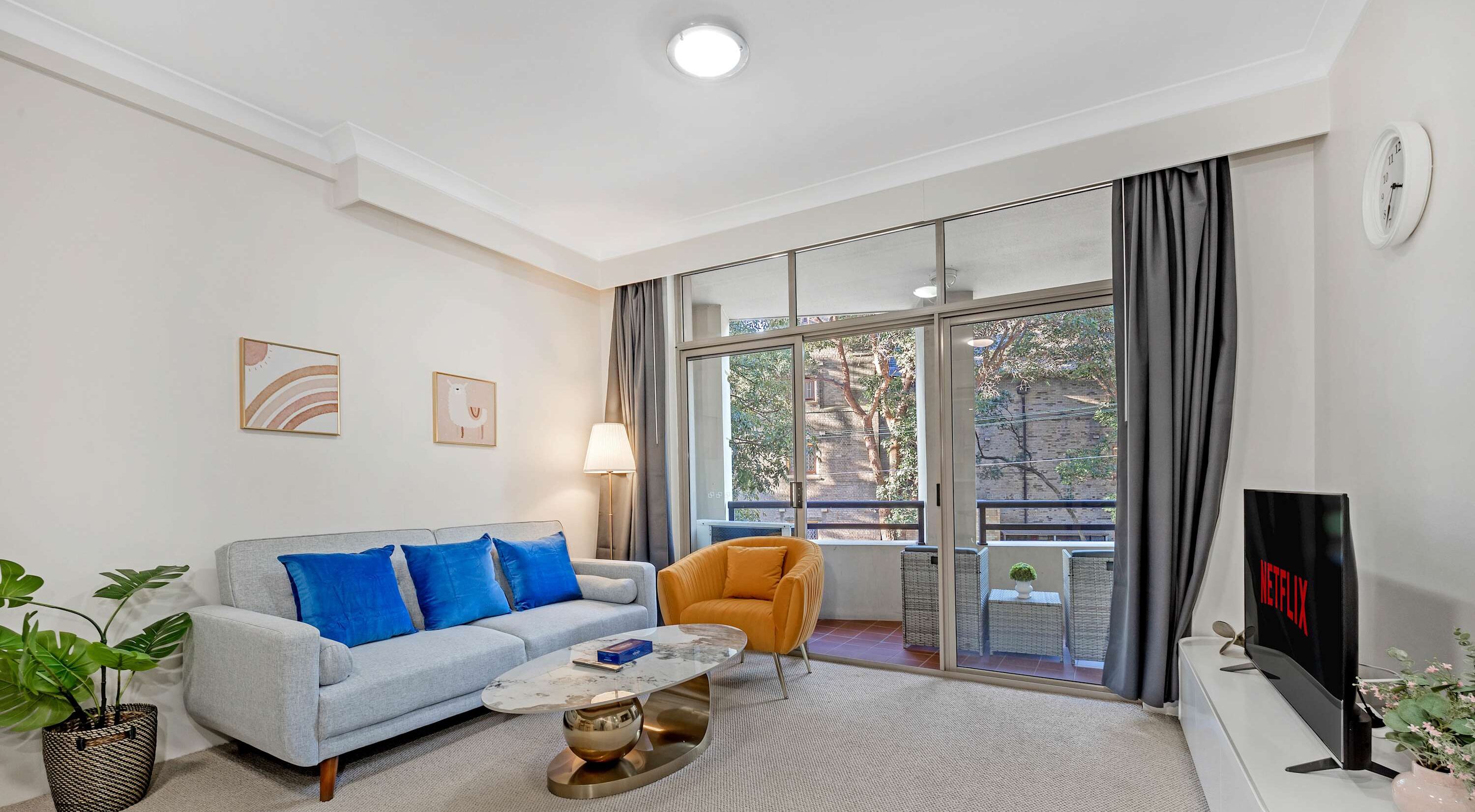 Televisio, työhuone