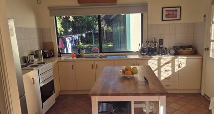 Take a beach shack break in simple setting, a step to Port Wilunga Esplanade.