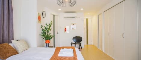 Appartement Deluxe, vue ville | Rideaux occultants, fer et planche à repasser, Wi-Fi gratuit