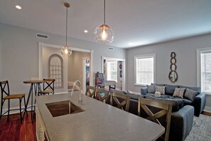 Apartment, Patio, Park View | Living area | 50-inch Smart TV with digital channels - Newly Renovated 4 bed 3 bath & 2 Parking (Savannah)
