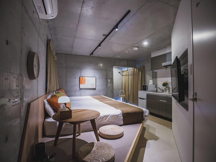 Blackout curtains, soundproofing, free WiFi, bed sheets