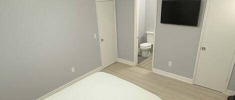 2 sovrum, strykjärn/strykbräda, wi-fi och sängkläder