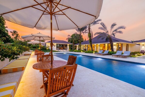 Pool - Luxury NEW Villa near Minitas Beach, Marina, & Altos de Chavon, 5 Bedrooms. (La Romana)