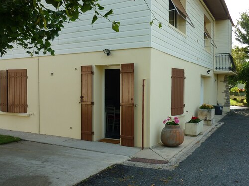 Ground floor apartment of the owner's house