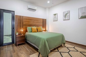 2 habitaciones, tabla de planchar con plancha y acceso a internet 