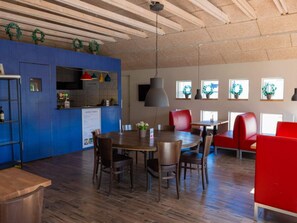 Dining - 6 Person Holiday Park Home in Vipperod (Vipperod)