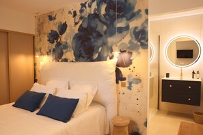 3 makuuhuonetta, silitysrauta/-lauta, vauvan matkasänky, ilmainen Wi-Fi