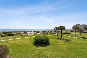 Property grounds - 609 Sailmaker - Seaside Escape (Fernandina Beach)