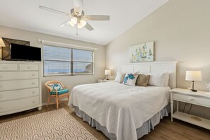 3 chambres, fer et planche à repasser, Wi-Fi gratuit, draps fournis