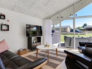 TV - "Alfwin" - 300m from the sea by Interhome (Haderslev)
