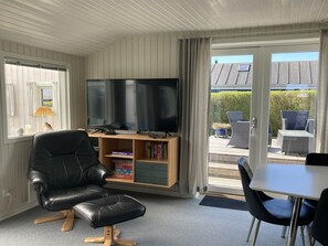 TV