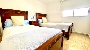 2 bedrooms, internet