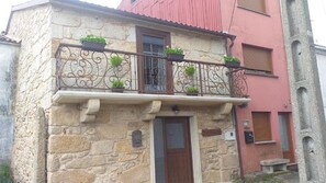 Exterior detail - A de Pepita, Rural Tourism in Padrón by URent (Padrón)