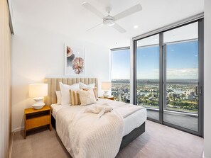 2 slaapkamers, een strijkplank/strijkijzer, wifi, beddengoed