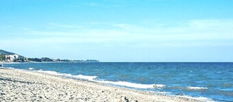 Le cocon de Lilie ( studio 100 meters from the sea )