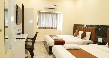 Hotel Rinza Residency