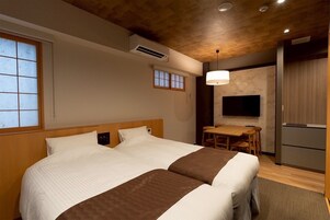 Triple Room, Non Smoking | Free WiFi