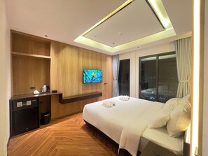 Coffres-forts dans les chambres, bureau, rideaux occultants