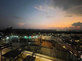 Deluxe Double Room, 1 King Bed, Balcony, Pool View | Terrace/patio