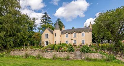 Glenquiech House by Interhome