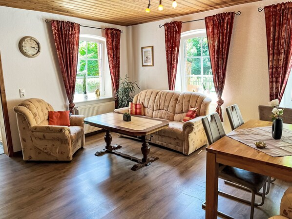 TV - Apartment Krüger by Interhome (Grossheide)