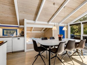 Dining - "Rathulf" - 700m from the sea by Interhome (Læsø)