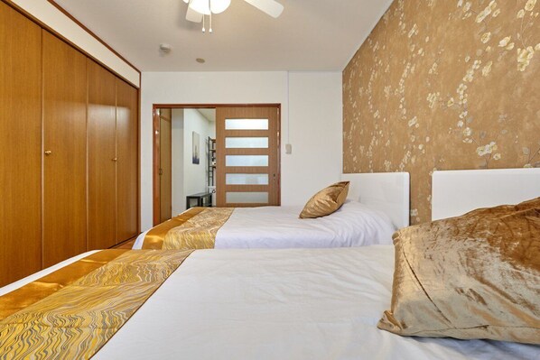 1 bedroom, iron/ironing board, internet