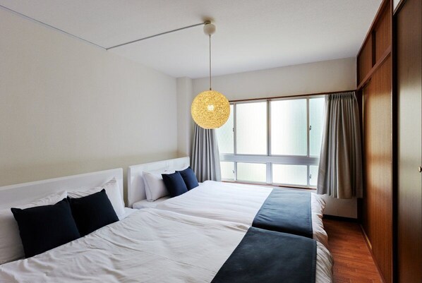 1 bedroom, iron/ironing board, Internet
